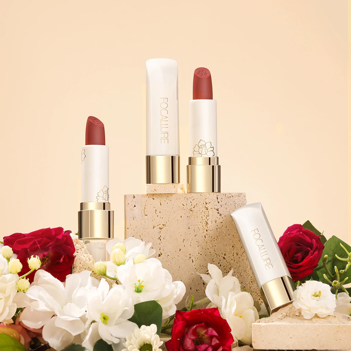 FOCALLURE Natural Matte Lipstick Waterproof Smooth Moisturizing Lip Balm Lightweight Lip Glaze Makeup Cosmetics